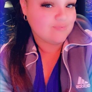 Meet your Posher, Krystle